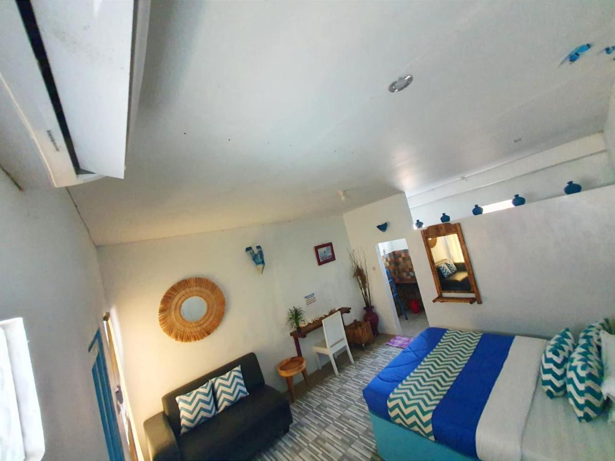 Blue Coral Homestay 카리문자와 외부 사진