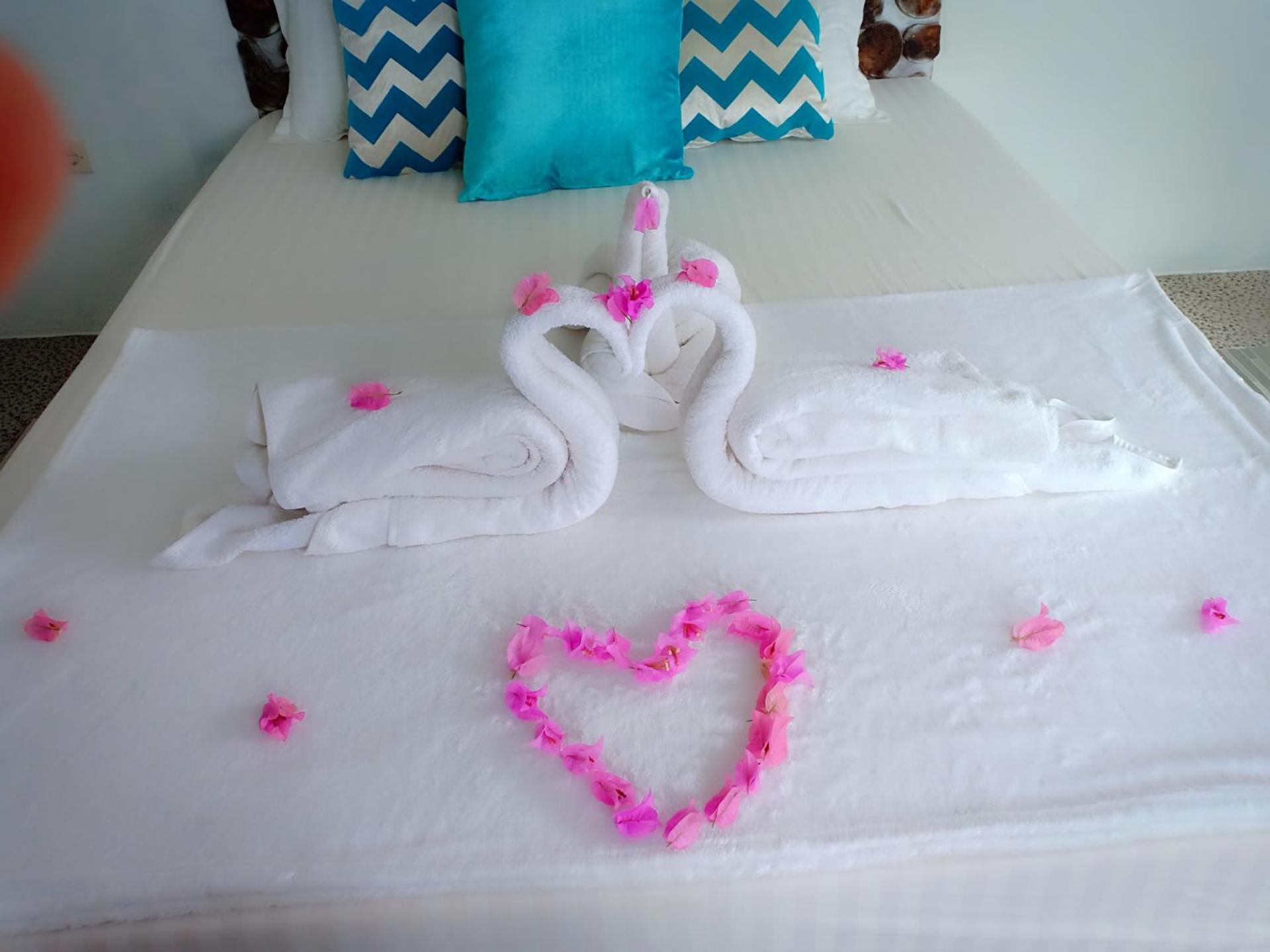 Blue Coral Homestay 카리문자와 외부 사진