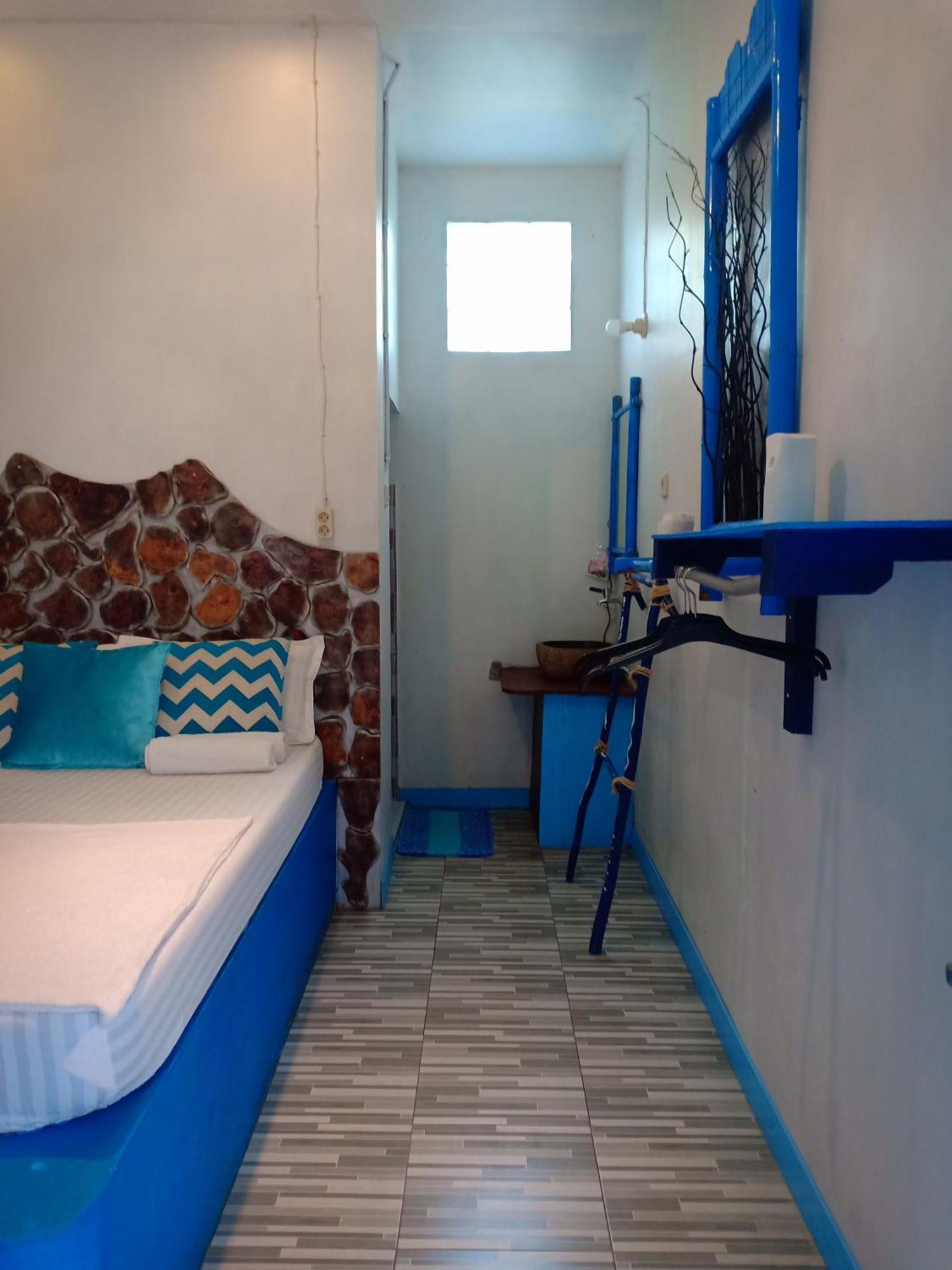 Blue Coral Homestay 카리문자와 외부 사진