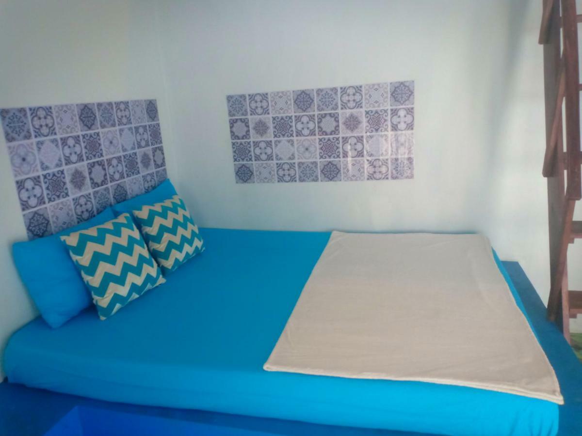 Blue Coral Homestay 카리문자와 외부 사진