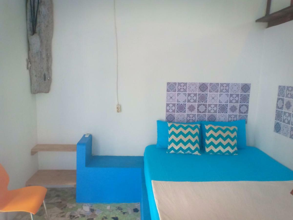 Blue Coral Homestay 카리문자와 외부 사진