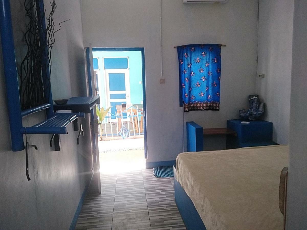 Blue Coral Homestay 카리문자와 외부 사진